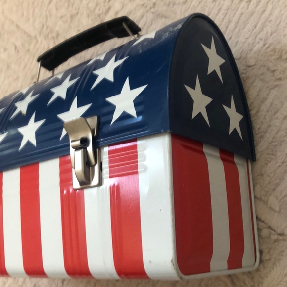 Vintage 1970’s Aladdin Industries American Flag lunchbox - Picture 3 of 16